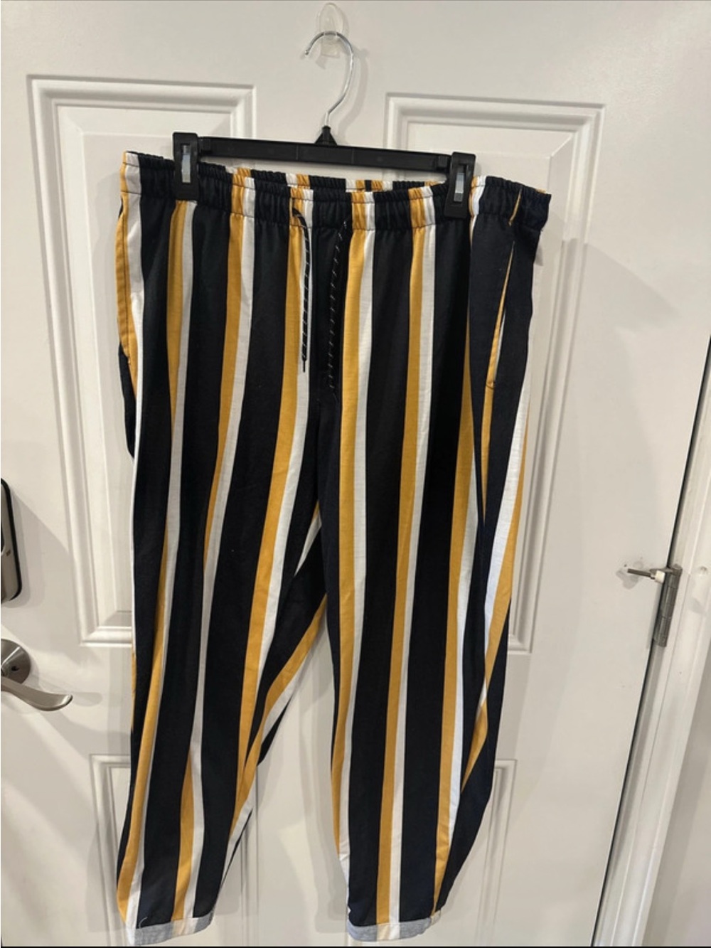 SHEIN Men's Black, White & Mustard Vertical Stripe Joggers